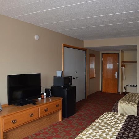 Travelodge By Wyndham Grand Forks Exterior foto